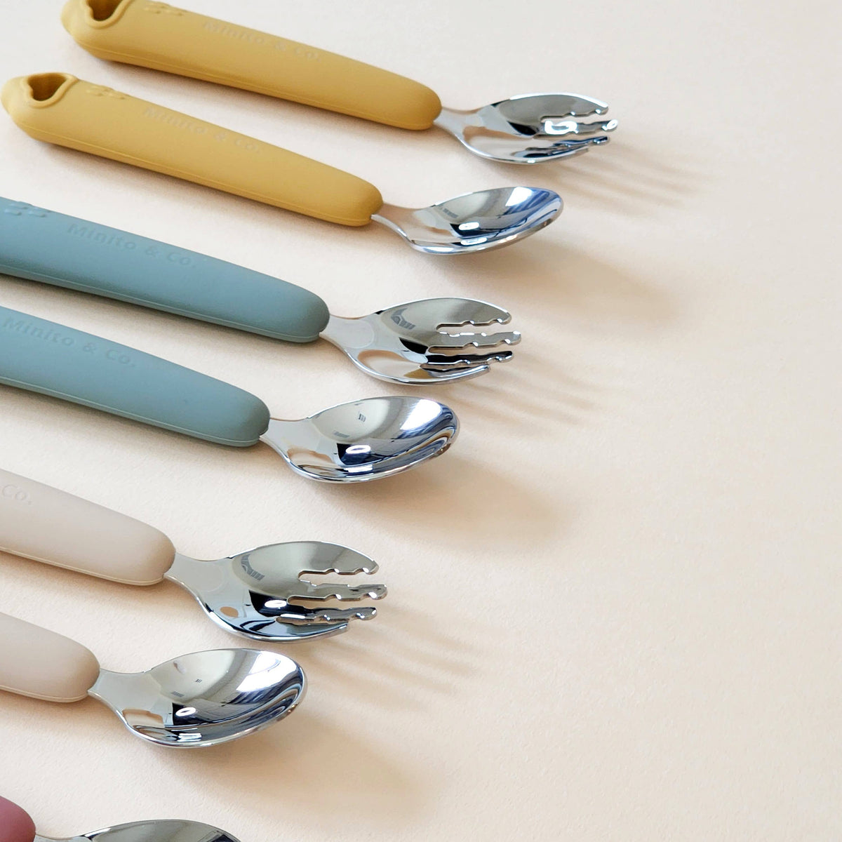 Silicone & Stainless Steel Utensils with Case Spoon & Fork