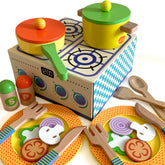 WOODEN TOY KITCHEN PANS & PLATES SET